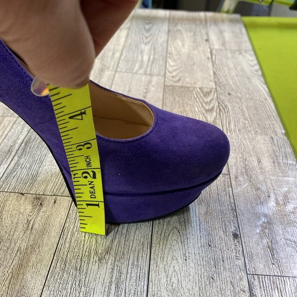 Guess purple platform heels - Picture 3 of 8